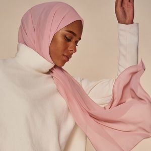 Light Pink Chiffon Hijab